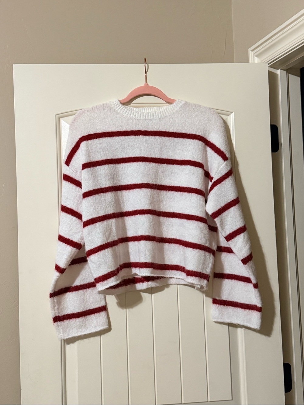 Zenana Womenâs White and Red Striped Cozy Sweater NWOT